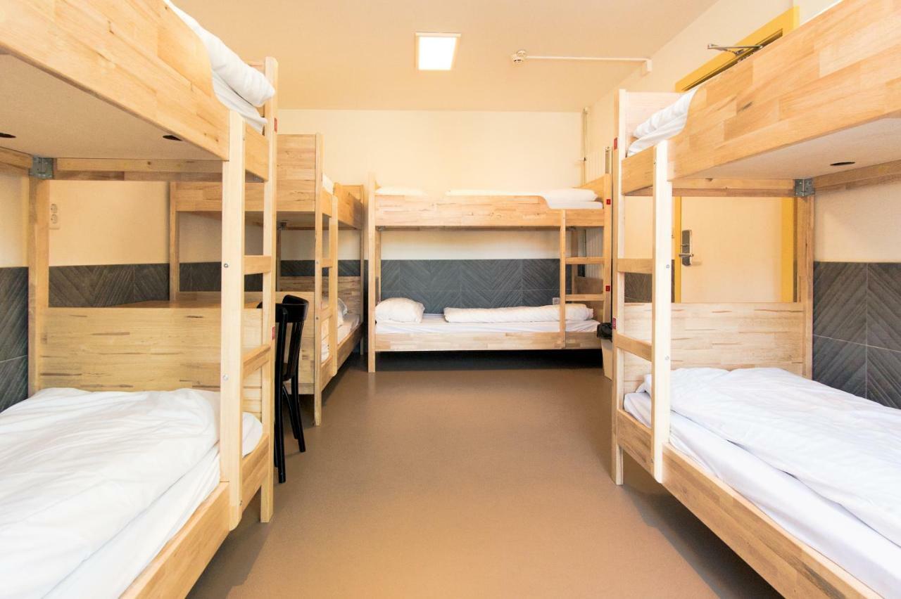 Hostel The Globe Амстердам Экстерьер фото